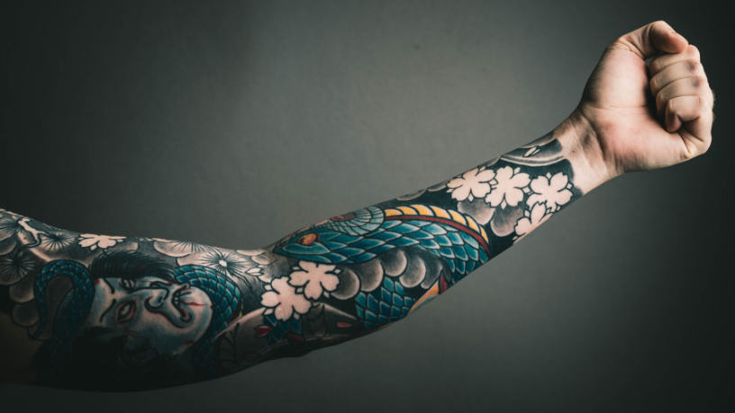 Tatuagem colorida: dicas do tatuador e 30 fotos incríveis