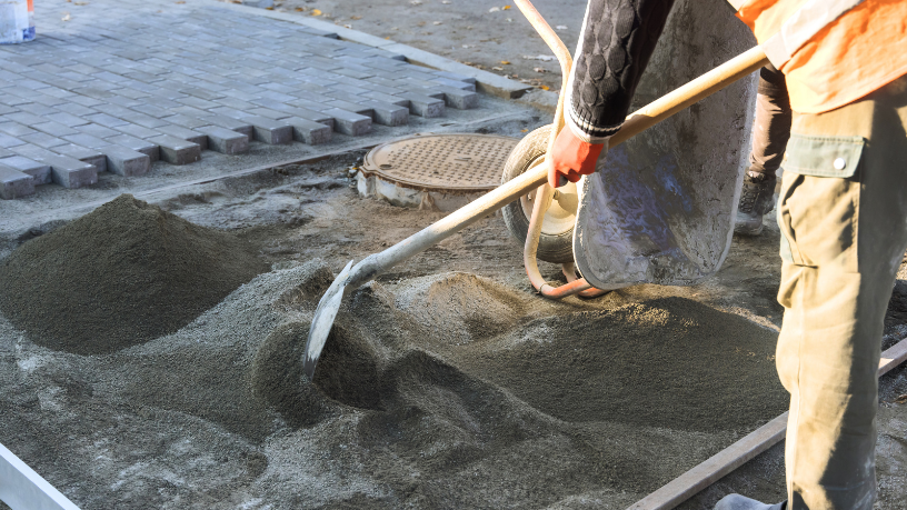 Entenda com Valderci Malagosini Machado como práticas sustentáveis estão transformando a produção de artefatos de cimento.